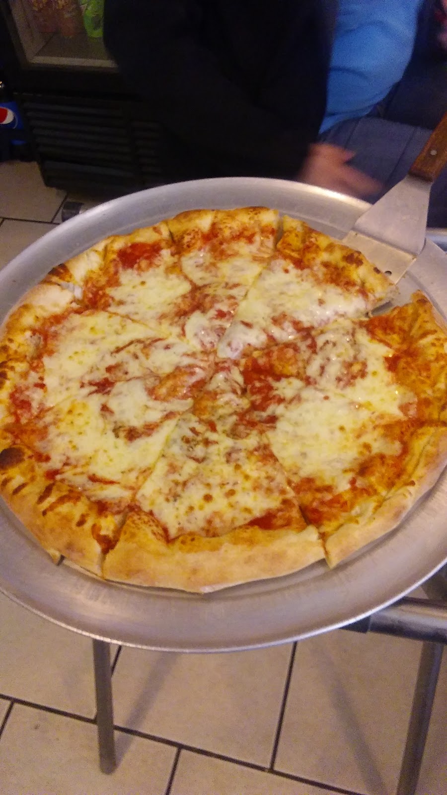 Giovannis Pizza And Gyro King | 206 Pennsylvania Ave, Matamoras, PA 18336 | Phone: (570) 491-5556