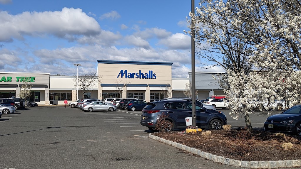 Marshalls | 2401 US-22, Union, NJ 07083 | Phone: (908) 206-1035