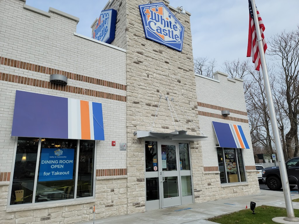 White Castle | 2201 Middle Country Rd, Centereach, NY 11720 | Phone: (631) 467-3147