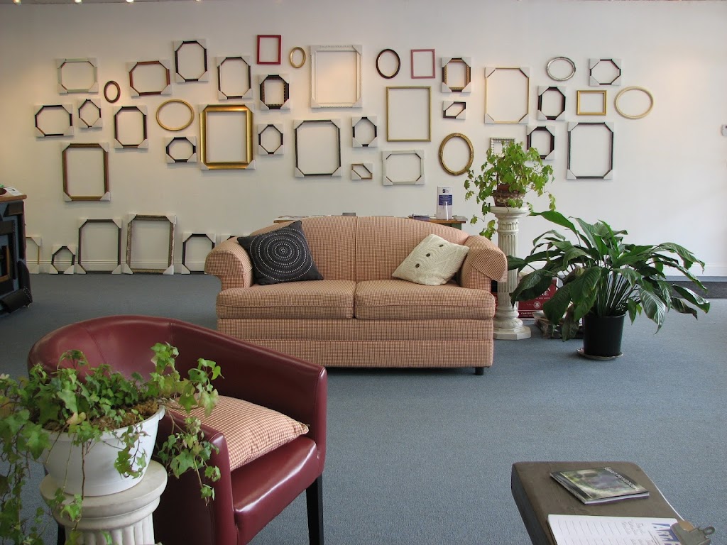 Art and Frame of Danbury | 77 Main St, Newtown, CT 06470 | Phone: (203) 748-0197