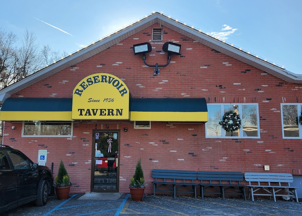 Reservoir Tavern | 92 Parsippany Blvd, Boonton, NJ 07005 | Phone: (973) 334-5708