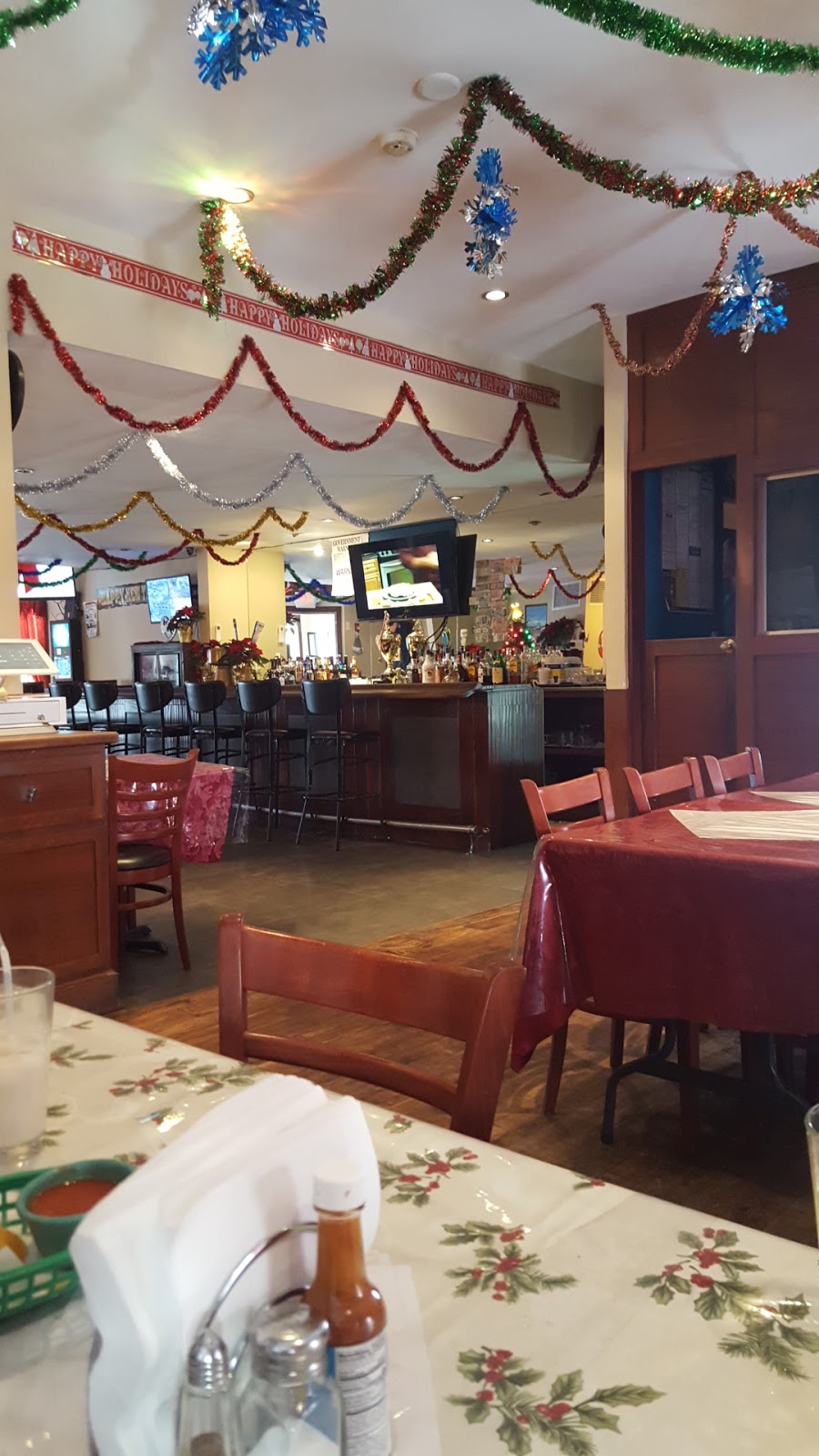 Nuevo Diamante Restaurant | 194 E Montauk Hwy, Hampton Bays, NY 11946 | Phone: (631) 728-1738