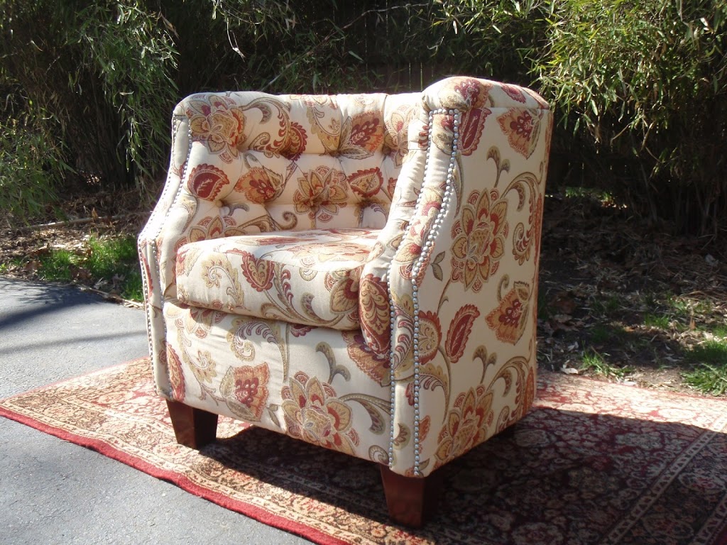 MAC Upholstery | 7 Venice St, Branford, CT 06405 | Phone: (203) 314-3675