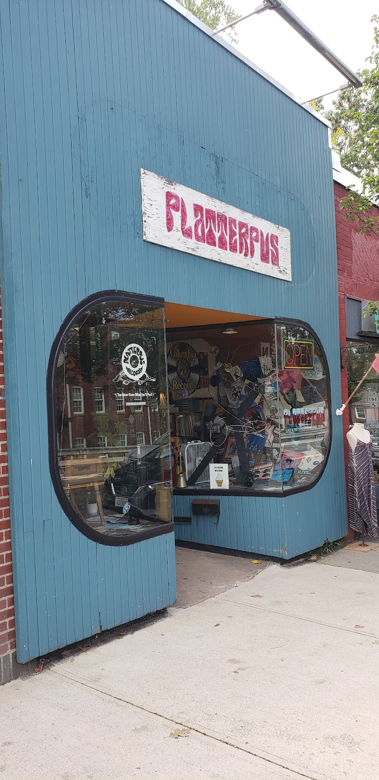 Platterpus Records | 28 Cottage St, Easthampton, MA 01027 | Phone: (413) 203-5305