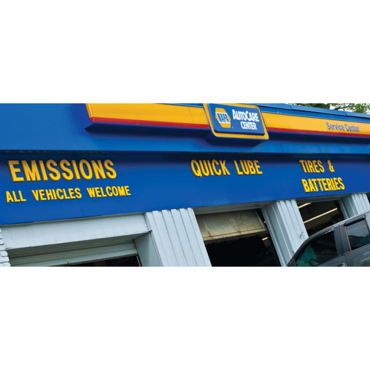 NAPA Auto Parts | 1260 Newfield St, Middletown, CT 06457 | Phone: (860) 635-3055