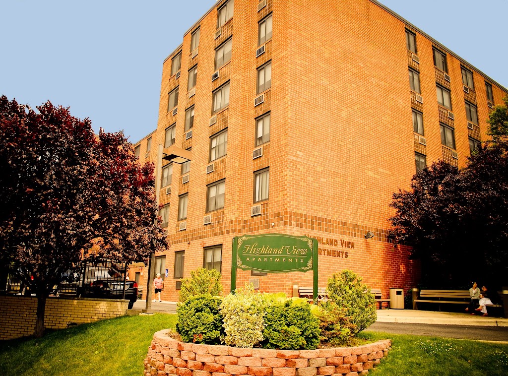 Highland View Apts. | 300 Highland Ave, Palisades Park, NJ 07650 | Phone: (201) 592-8118