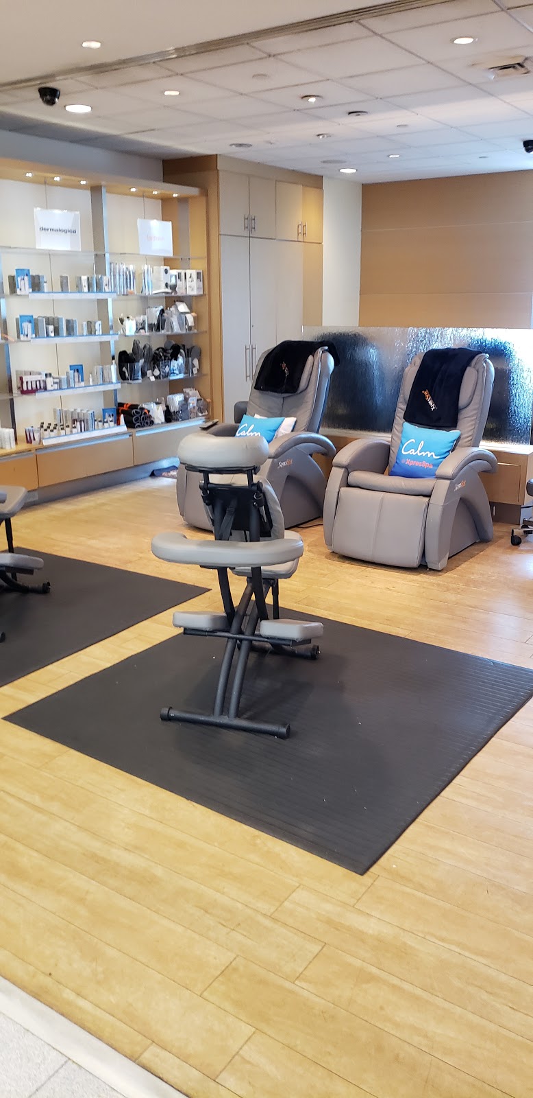 XpresSpa | Terminal 4 Departures, Queens, NY 11430 | Phone: (718) 751-4630