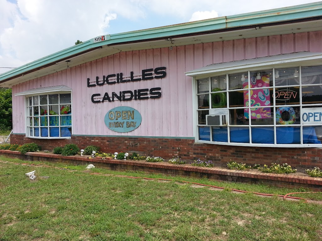 Lucilles Own Make Candies | 156 East Route 72, Manahawkin, NJ 08050 | Phone: (609) 597-7300