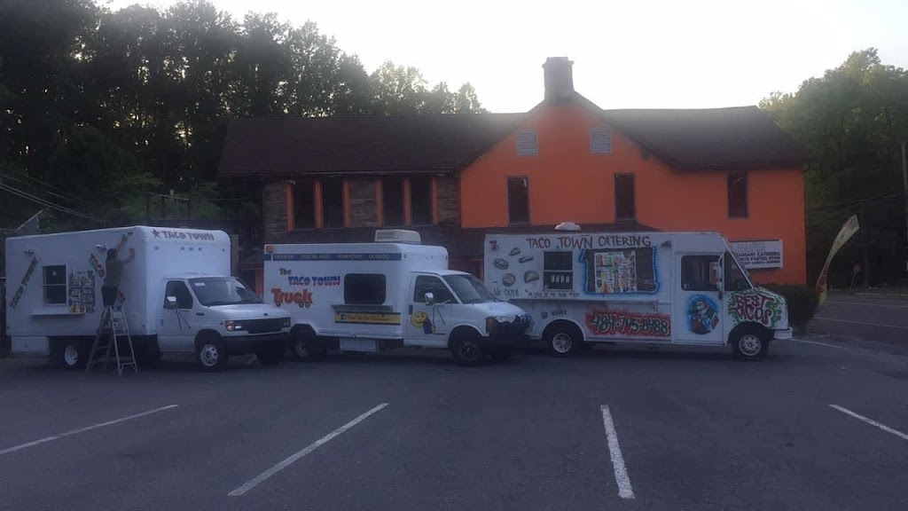 Taco Town catering & taquizas truck | 2237 Lehigh St, Allentown, PA 18103 | Phone: (484) 795-8488