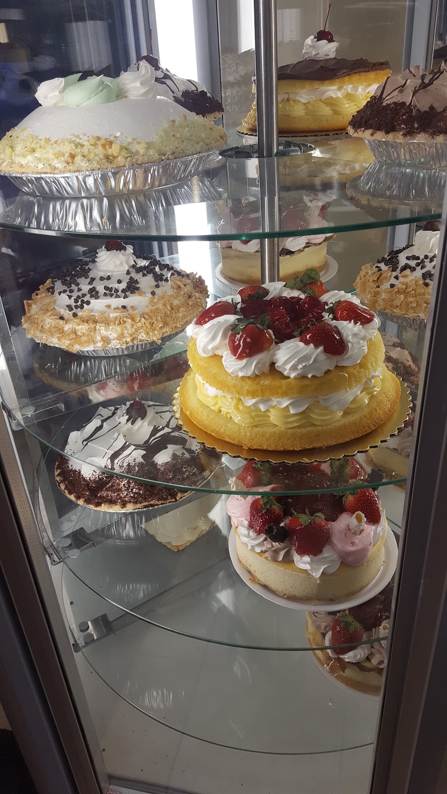 Ambrosia Bakery | 272 Naugatuck Ave, Milford, CT 06460 | Phone: (203) 876-5077