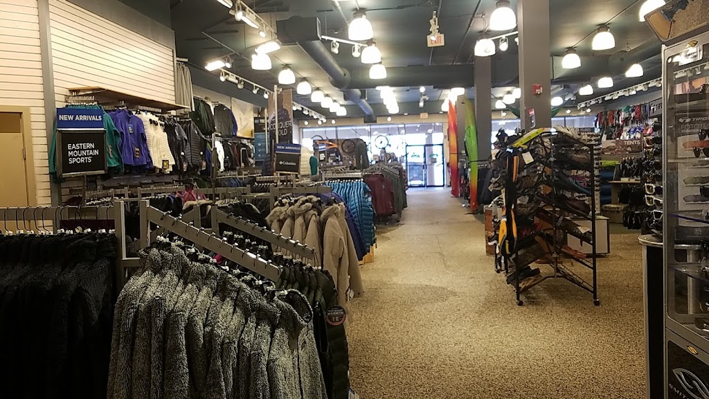 Eastern Mountain Sports | 347 US Highway 202/206 South Somerset Shopping Center, Bridgewater, NJ 08807 | Phone: (908) 725-7255