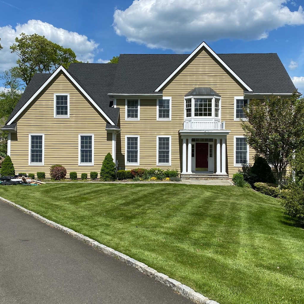 KM&M Roofing LLC | 106 Webster Ct, Newington, CT 06111 | Phone: (860) 384-4859