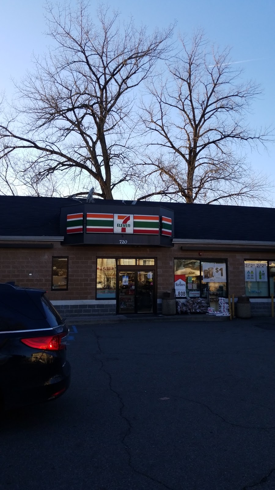 7-Eleven | 720 River Dr, New Milford, NJ 07646 | Phone: (201) 261-2657
