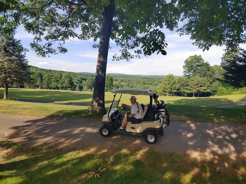 Quarry Ridge Golf Course | 9 Rose Hill Rd, Portland, CT 06480 | Phone: (860) 788-2845