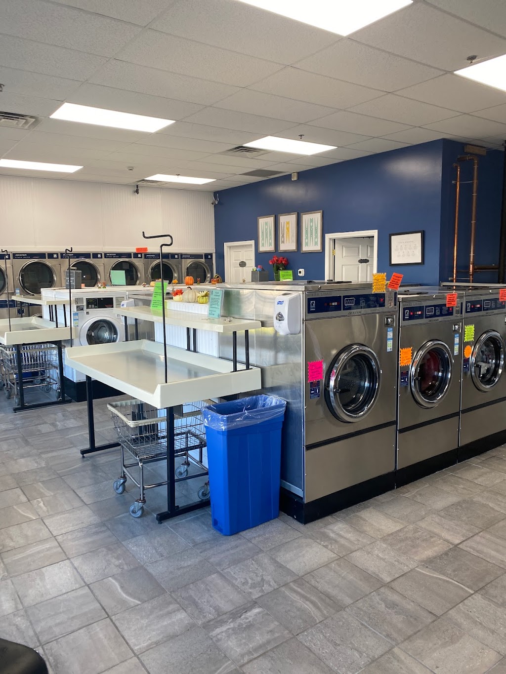 Village Laundromat | 191 Russell St, Hadley, MA 01035 | Phone: (413) 387-0065