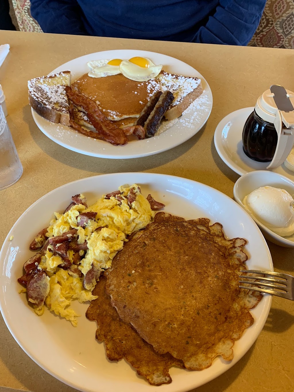 Middletown Pancake House | 1610 NJ-35, Middletown Township, NJ 07748 | Phone: (732) 671-1145