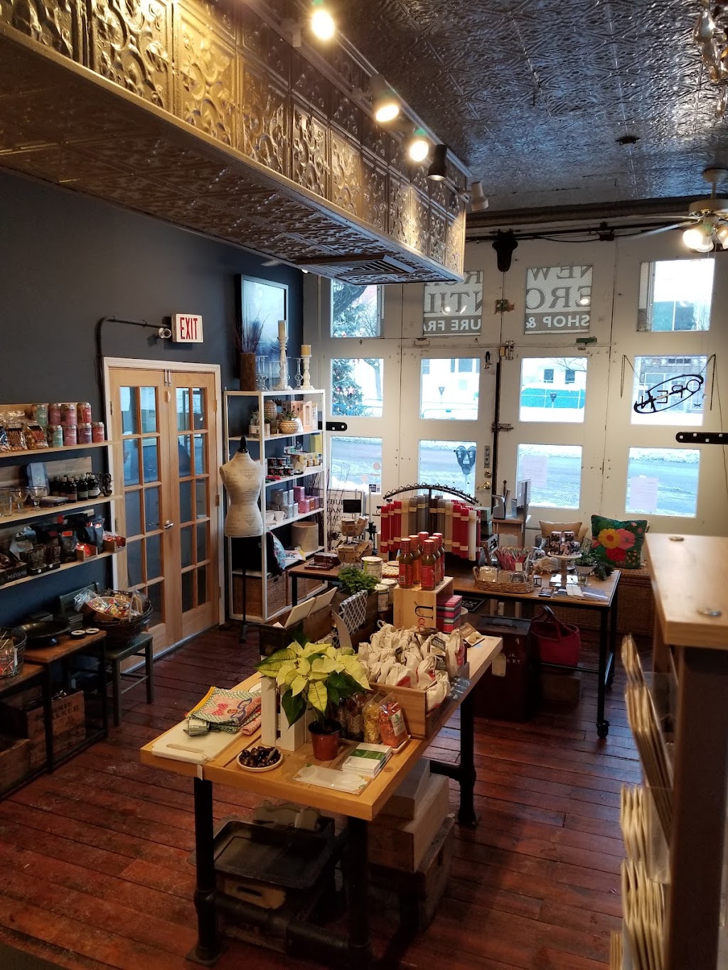 Newburgh Mercantile Gifts and Picture Framing | 75 Broadway, Newburgh, NY 12550 | Phone: (845) 569-7266