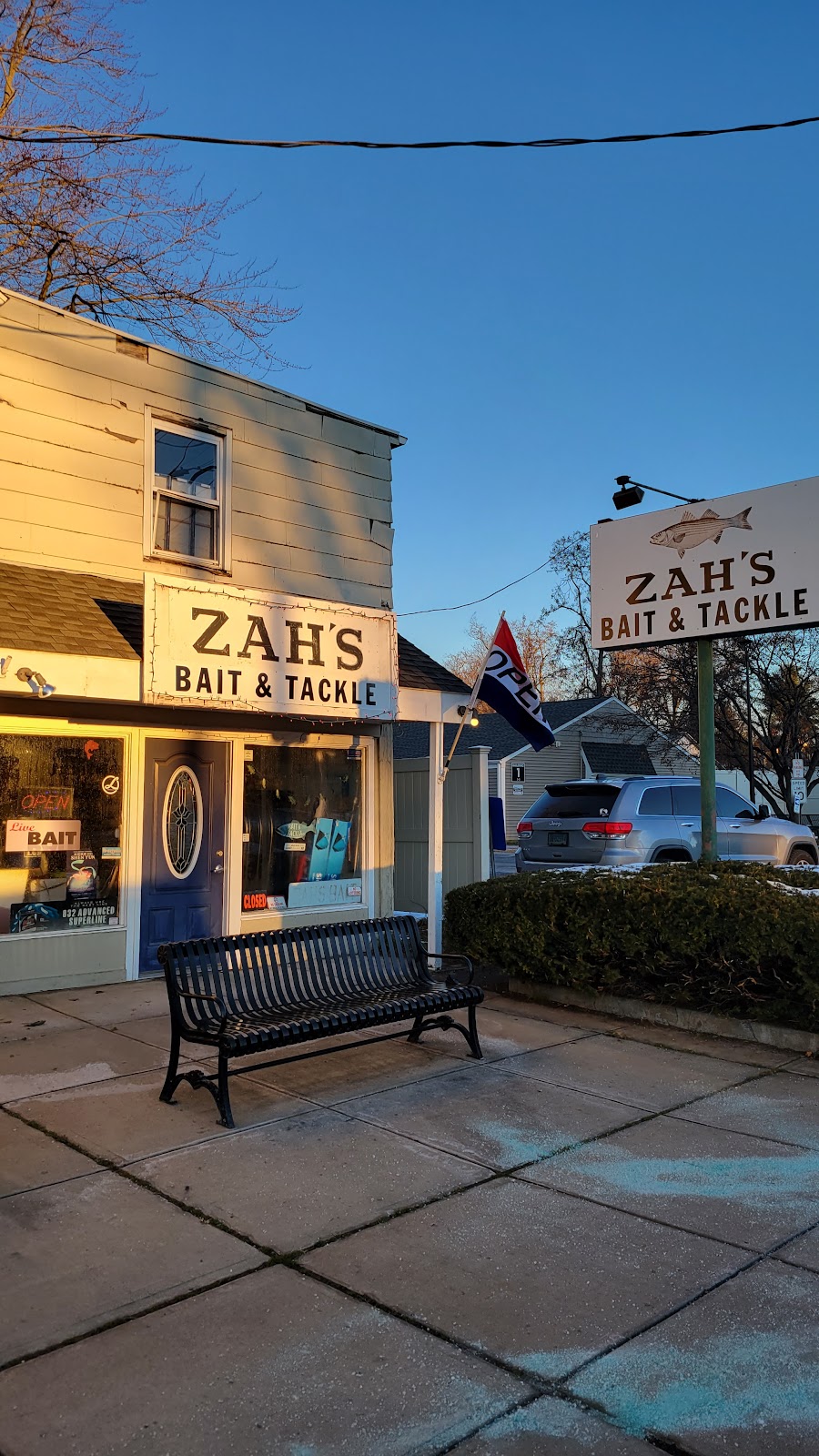Zahs Bait and Tackle | 204 Main St, Portland, CT 06480 | Phone: (860) 331-3684
