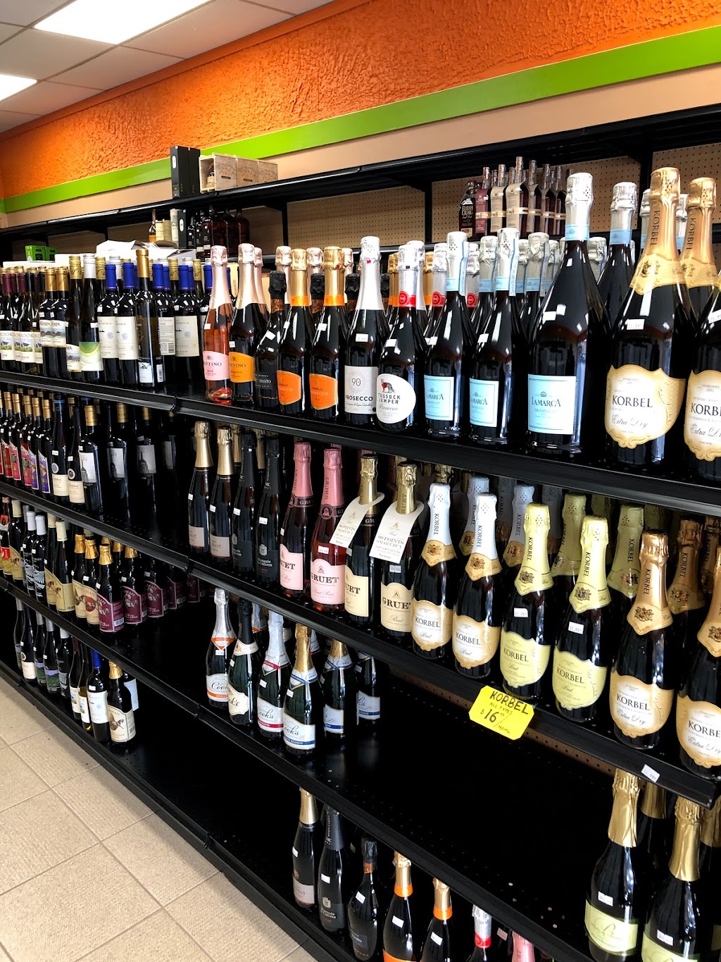 Lincolndale Wine & Liquor | 155 US-202, Somers, NY 10589 | Phone: (914) 768-4339