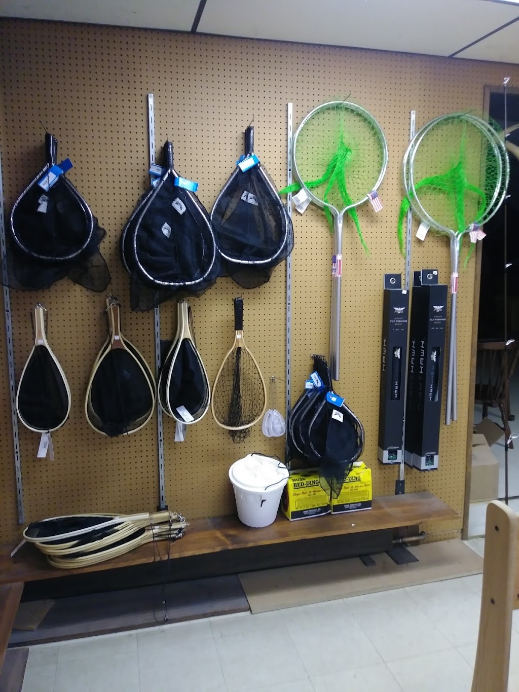 Mikes Bait & Sport Shop | 328 E Lawn Rd, Nazareth, PA 18064 | Phone: (610) 759-2905