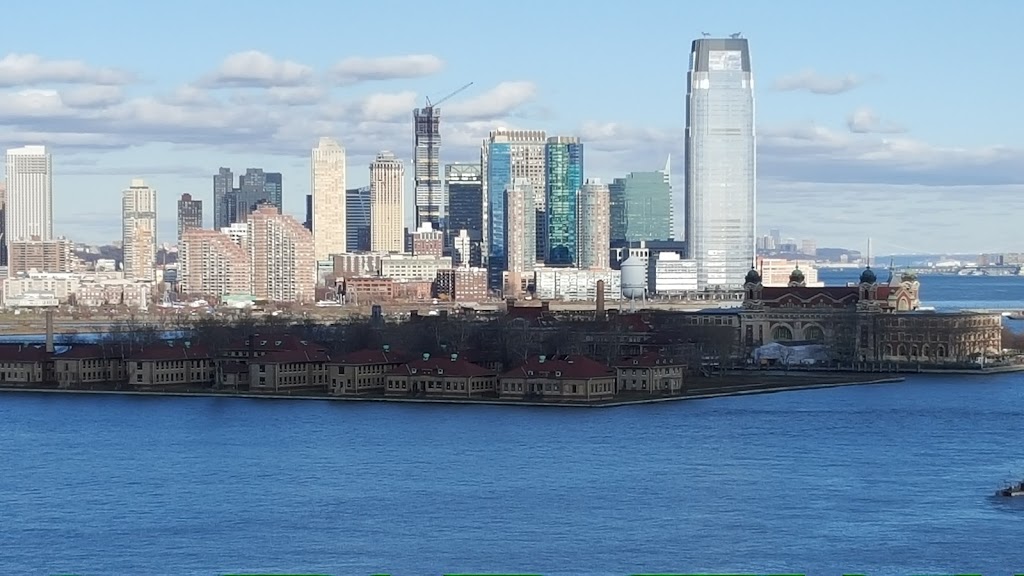 Liberty Island Ferry | 1 Audrey Zapp Dr, Jersey City, NJ 07305 | Phone: (201) 604-2800