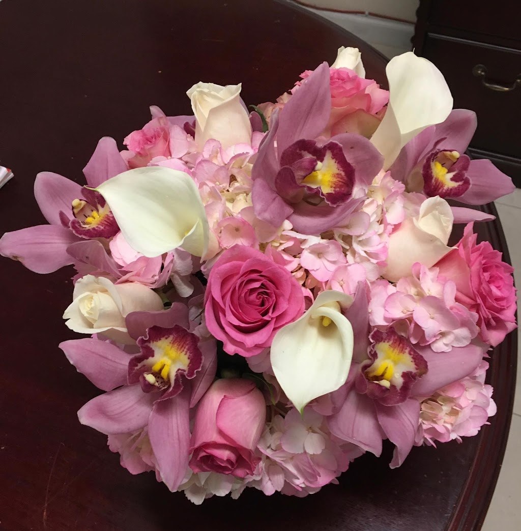 Kings Point Florist | 803 Middle Neck Rd, Great Neck, NY 11024 | Phone: (516) 466-7755