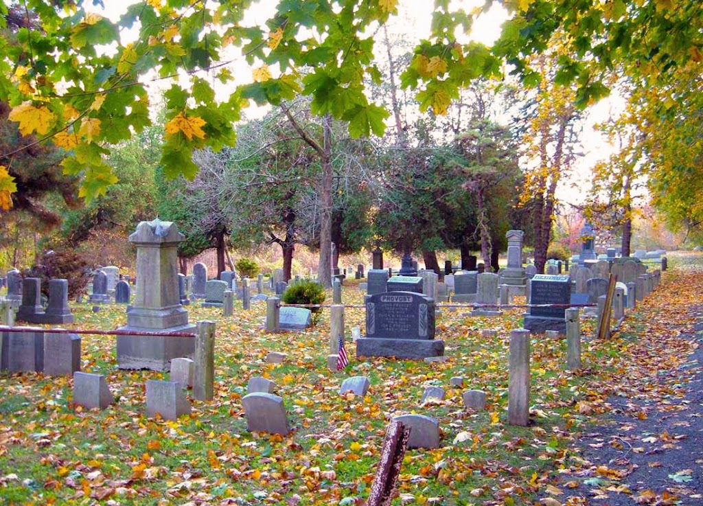 Roxbury Cemetery | Roxbury Terrace, Stamford, CT 06902 | Phone: (203) 904-2947