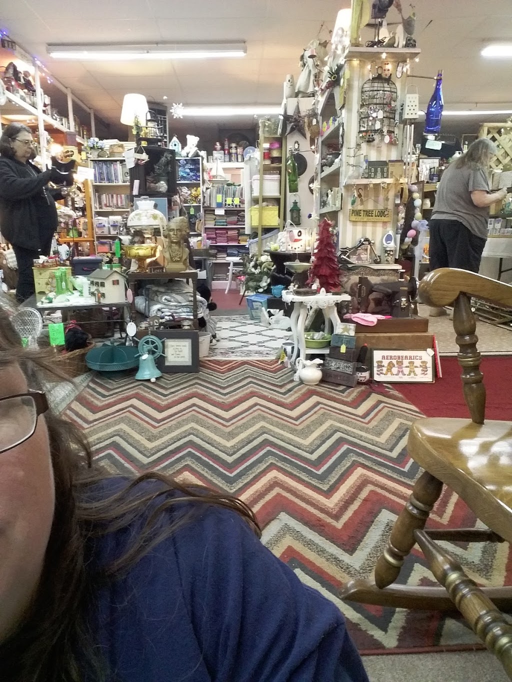 Cawmans Mall Antiques-Things | 529 NJ-49, Salem, NJ 08079 | Phone: (856) 935-0423