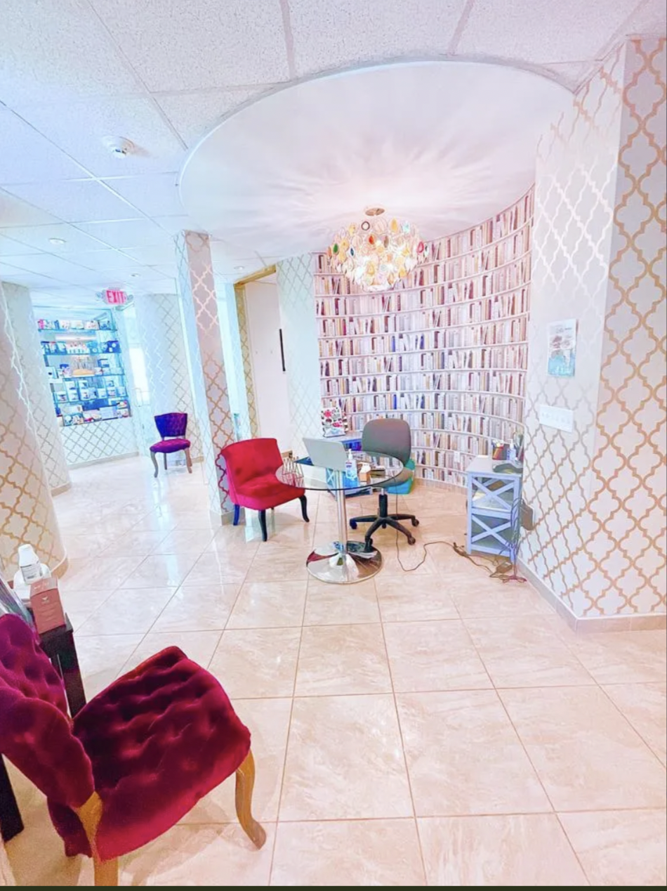 Radiant Beauty & Health | 100 Oxford Rd Hm, Oxford, CT 06478 | Phone: (914) 559-7693