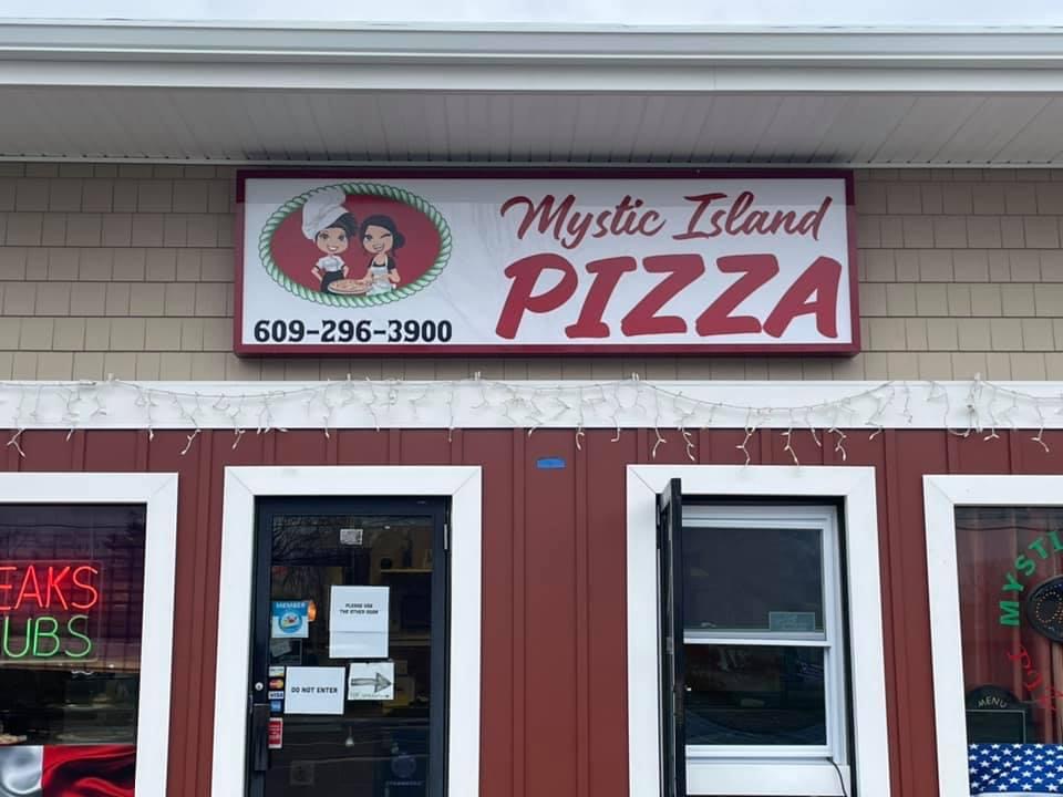 Mystic Island Pizza | 841 Radio Rd, Little Egg Harbor Township, NJ 08087 | Phone: (609) 296-0257