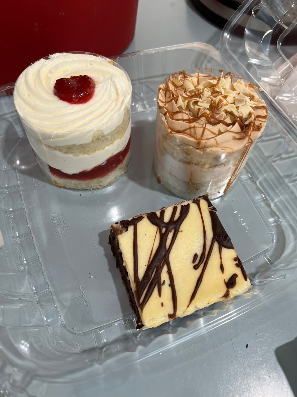 Dalcourts Desserts | 915 County Rd 517, Hackettstown, NJ 07840 | Phone: (908) 269-8238