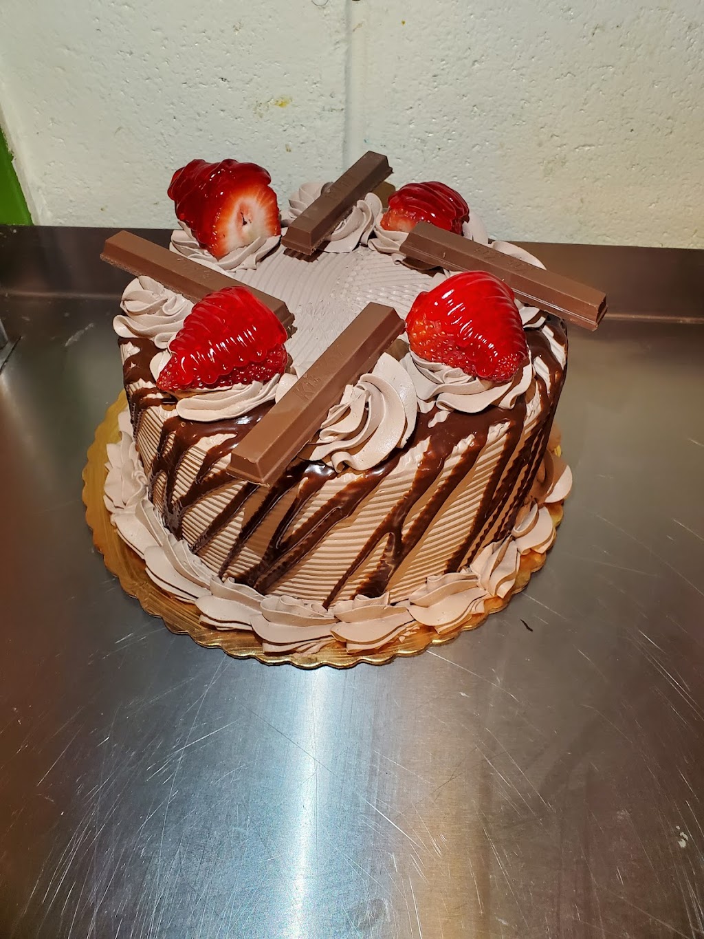 Santanas Bakery & Cafe | 3205 River Ave, Camden, NJ 08105 | Phone: (856) 614-0555