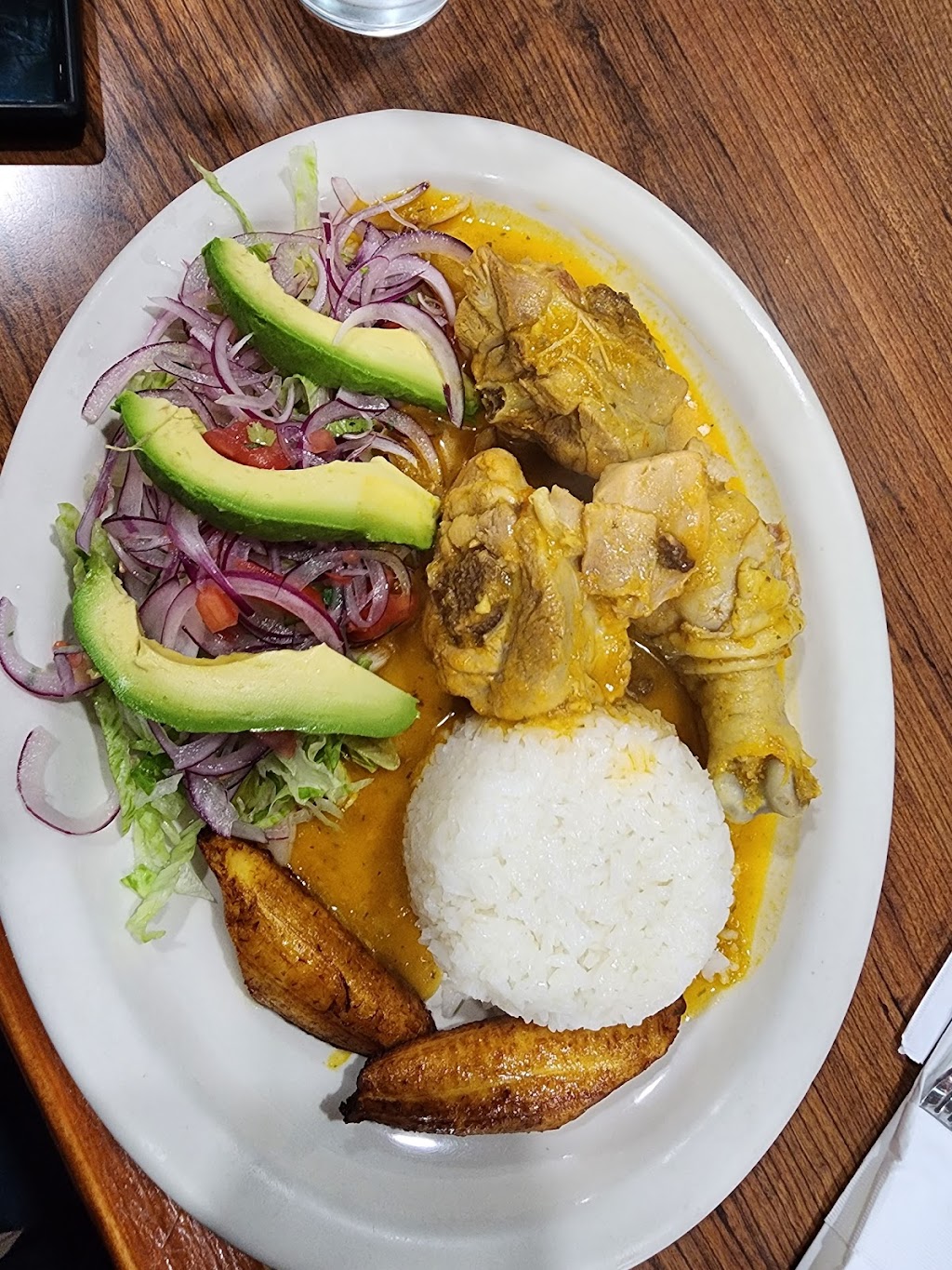 El Paraiso Restaurant & lounge | 23 Kennedy Dr, Spring Valley, NY 10977 | Phone: (845) 352-3966