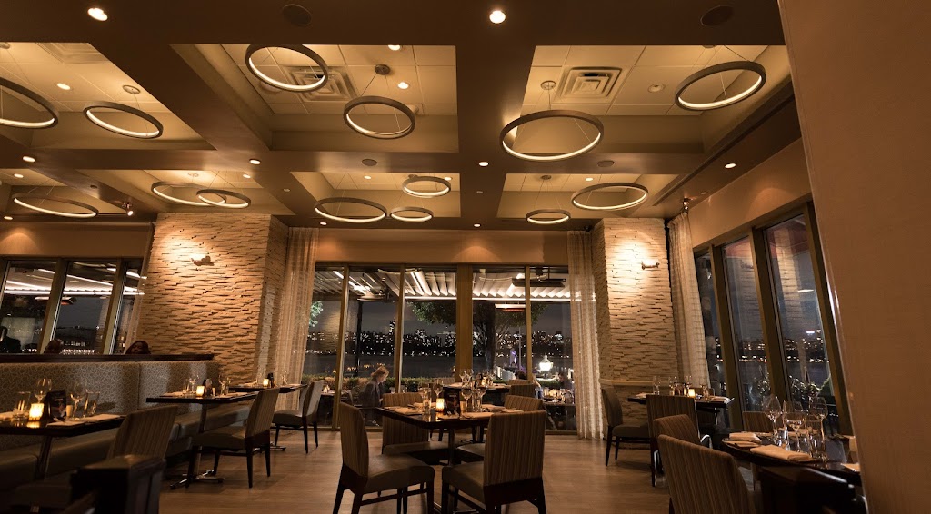 Haven Riverfront Restaurant and Bar | 2 Main St, Edgewater, NJ 07020 | Phone: (201) 943-1900