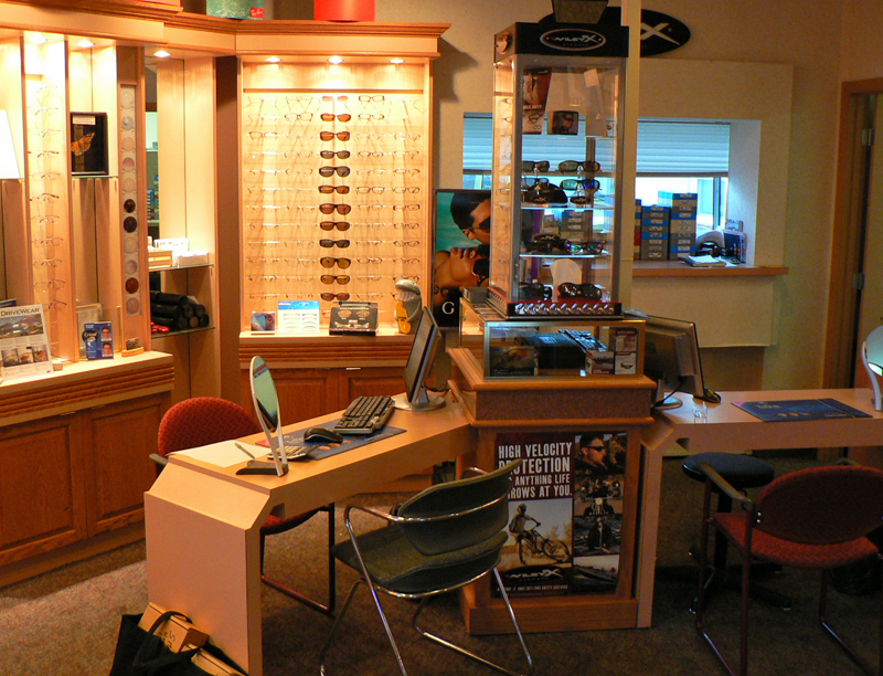 Eagle Opticians | 56 W Eagle Rd, Havertown, PA 19083 | Phone: (610) 449-9393