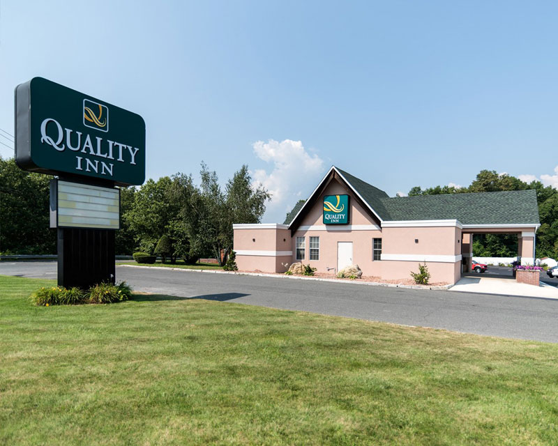Quality Inn | 2 Southampton Rd, Westfield, MA 01085 | Phone: (413) 568-2821