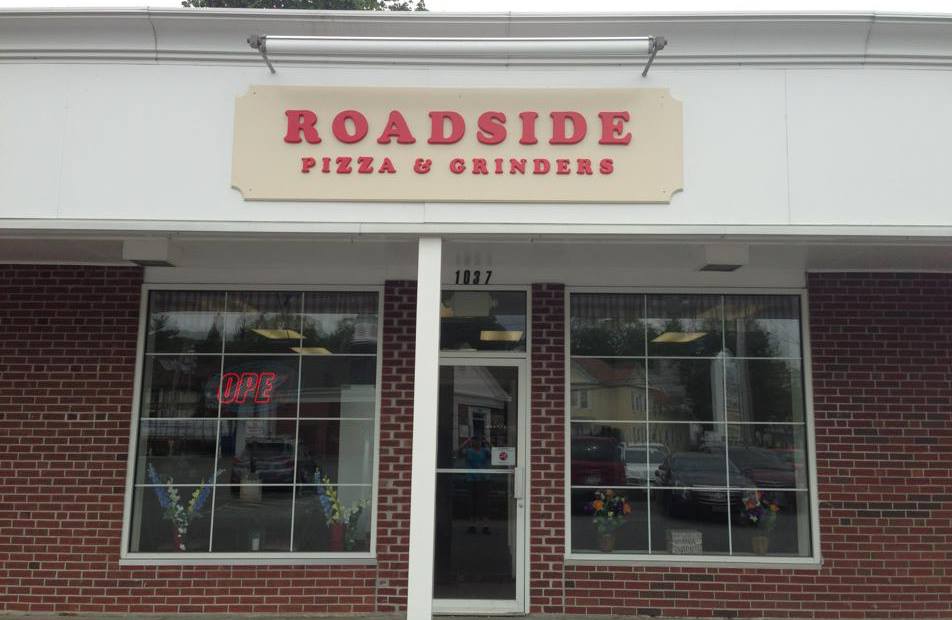 Roadside Pizza & Grinders | 1037 Thorndike St, Palmer, MA 01069 | Phone: (413) 289-1111