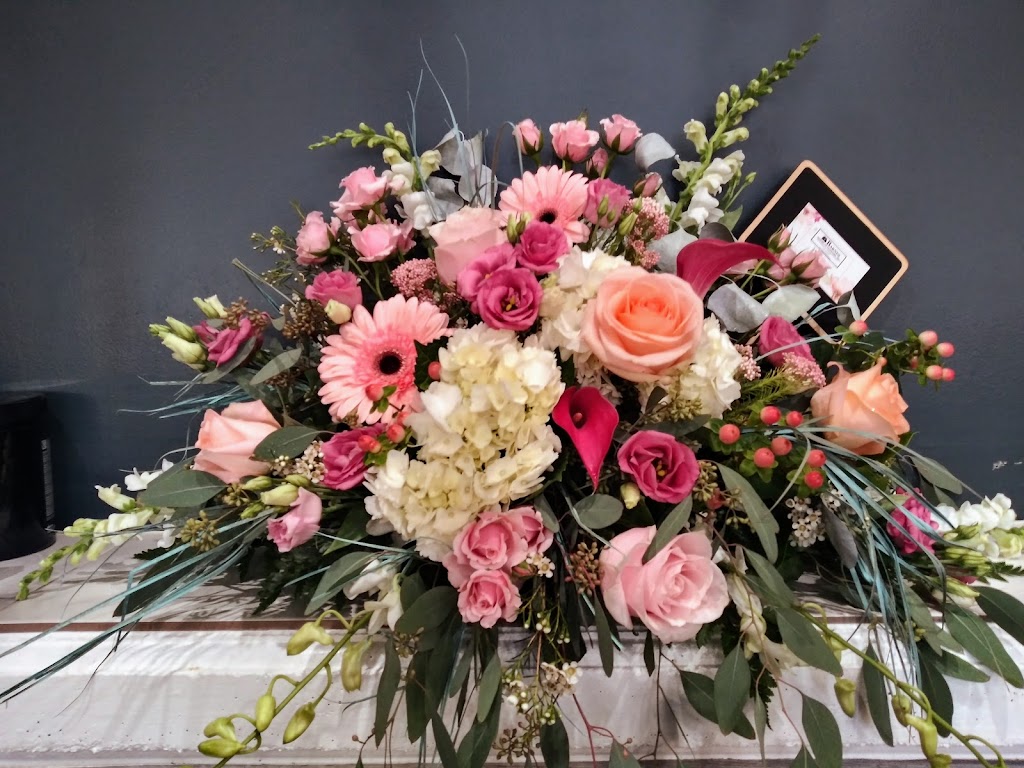 Barnes House Of Flowers | 630 Washington Ave, North Haven, CT 06473 | Phone: (203) 269-6630