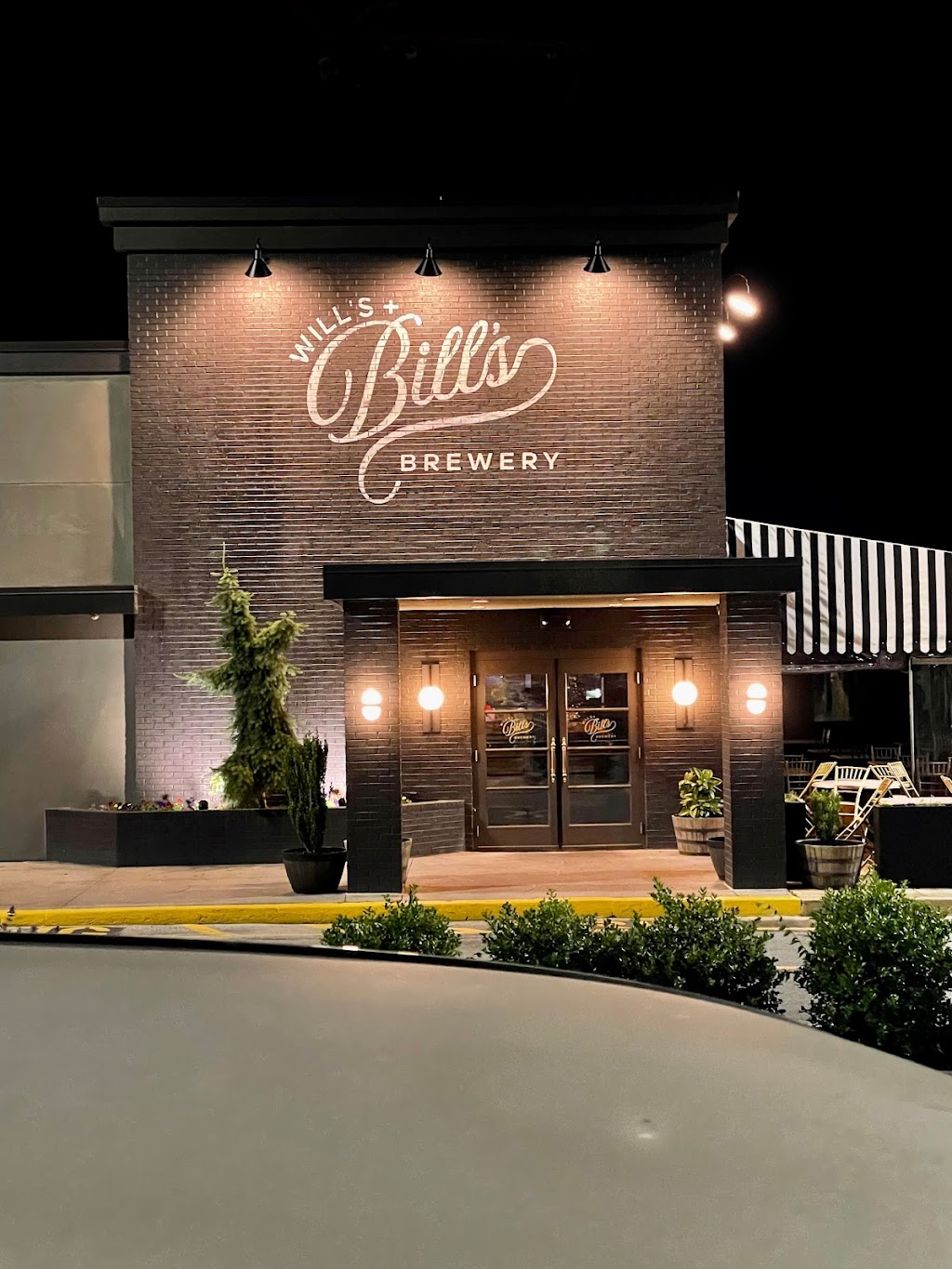 Wills + Bills Brewery and Restaurant | 324 Swedesford Rd, Berwyn, PA 19312 | Phone: (484) 318-8538