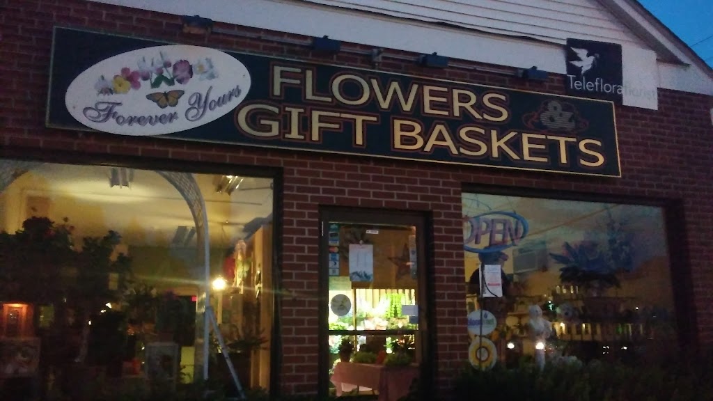 Forever Yours Flowers And Gifts Inc | 76 West St, Danbury, CT 06810 | Phone: (203) 792-5700