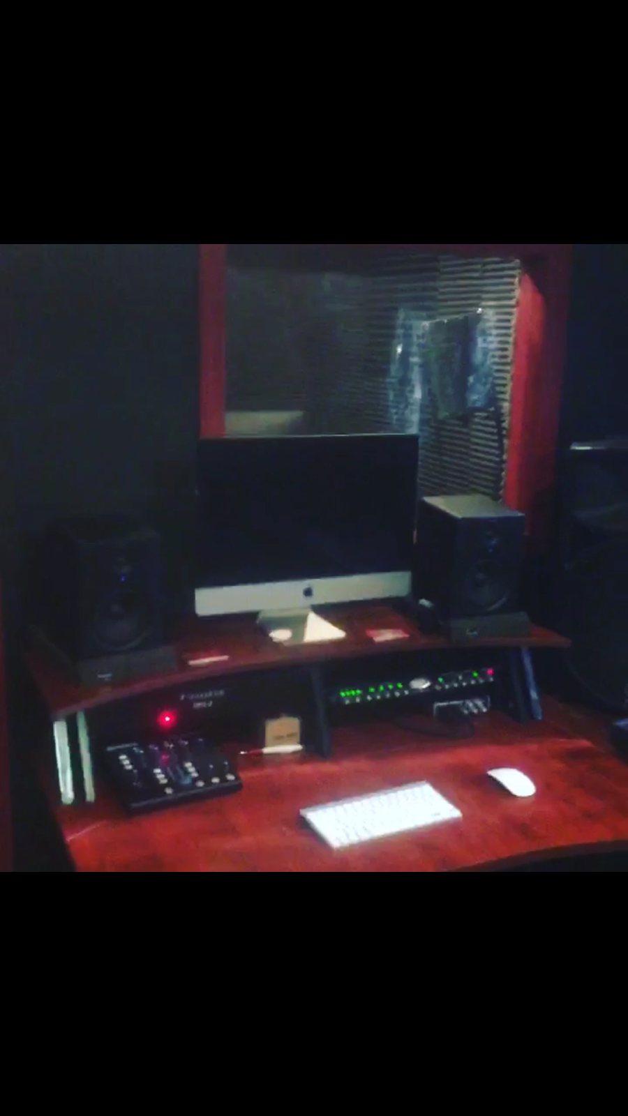 Million Dollar Dream Recording studio | 41 Stevens St, Waterbury, CT 06704 | Phone: (203) 437-4735