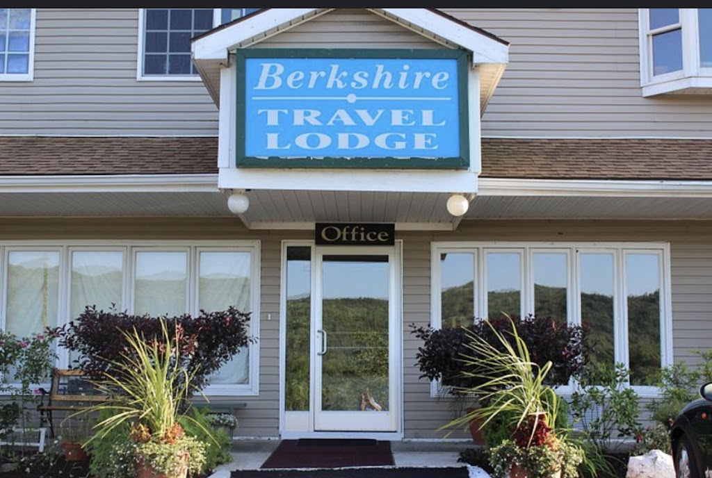 Berkshire Travel Lodge | 12703 NY-22, Canaan, NY 12029 | Phone: (518) 781-4432