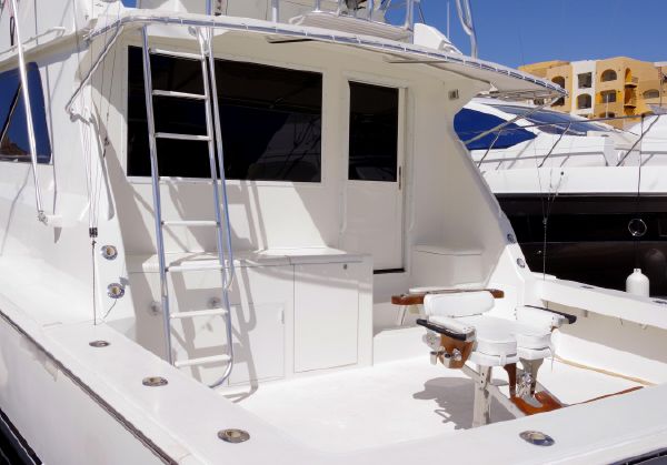 Sell Boat | 8 Canterbury Arms, New Milford, CT 06776 | Phone: (203) 818-0187