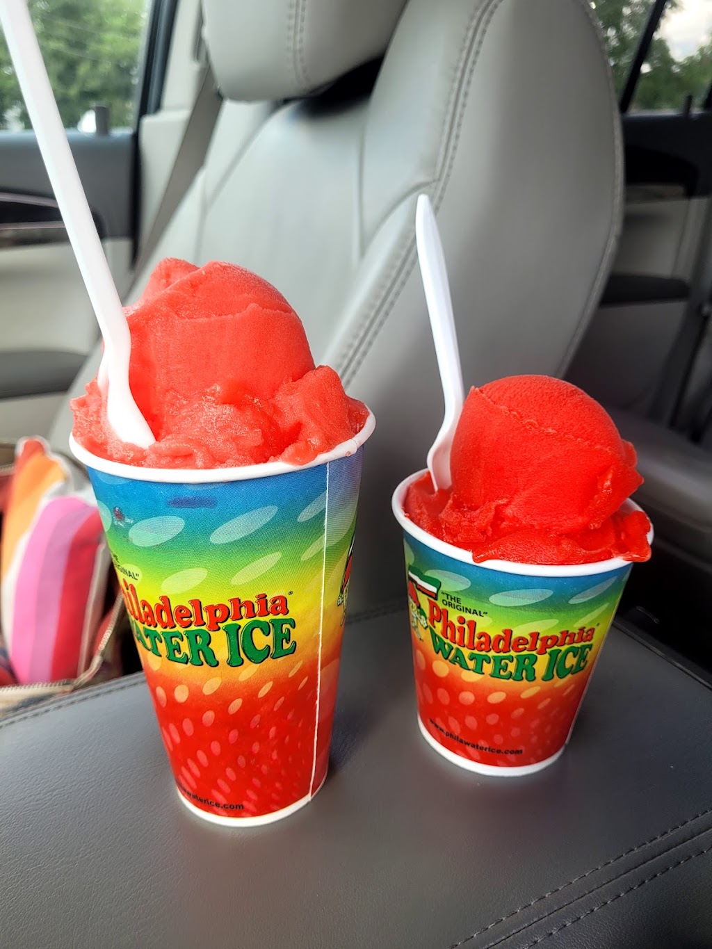 Barones Waterice & Ice cream | 532 Burmont Rd, Drexel Hill, PA 19026 | Phone: (610) 742-1017