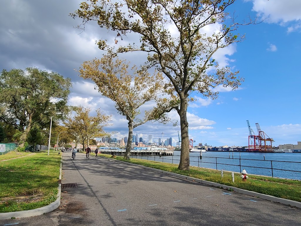 Governors Island Outlook Hill | 946-950 Craig Rd N, New York, NY 10004 | Phone: (212) 830-7700