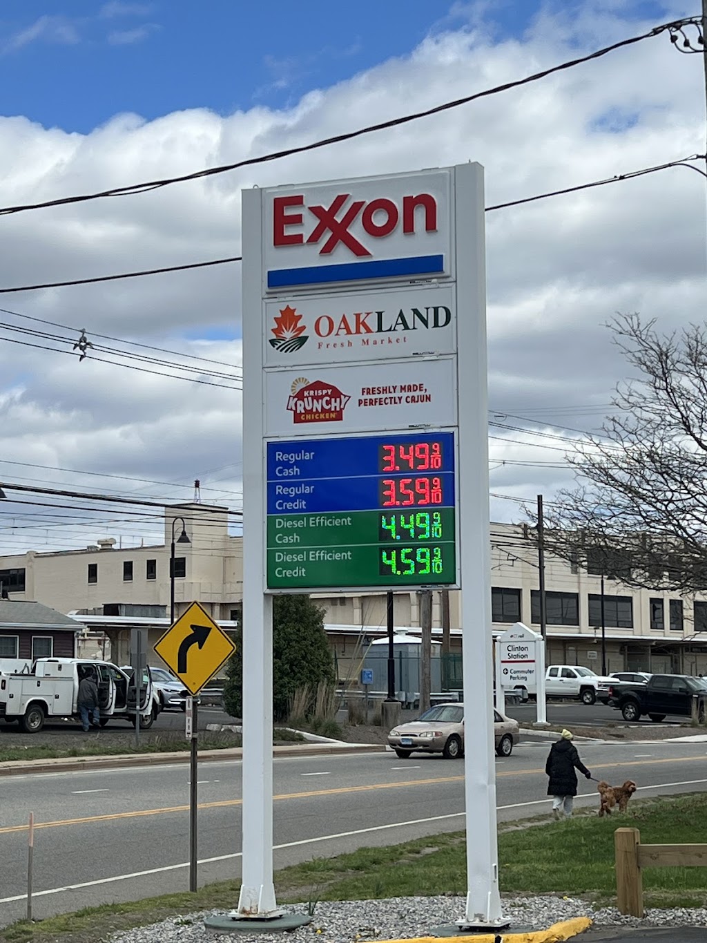 EXXON | 56 W Main St, Clinton, CT 06413 | Phone: (860) 669-2194