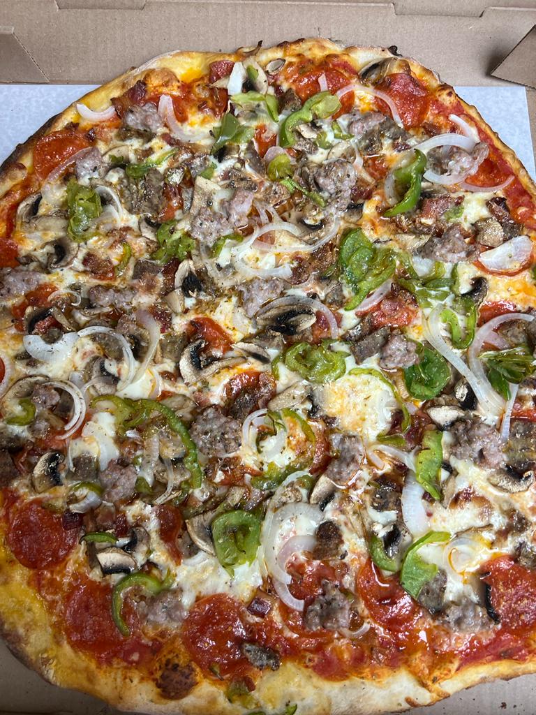 Anthony Johns Pizzeria | 5 Foxon Rd Ste 2, North Branford, CT 06471 | Phone: (203) 484-0433