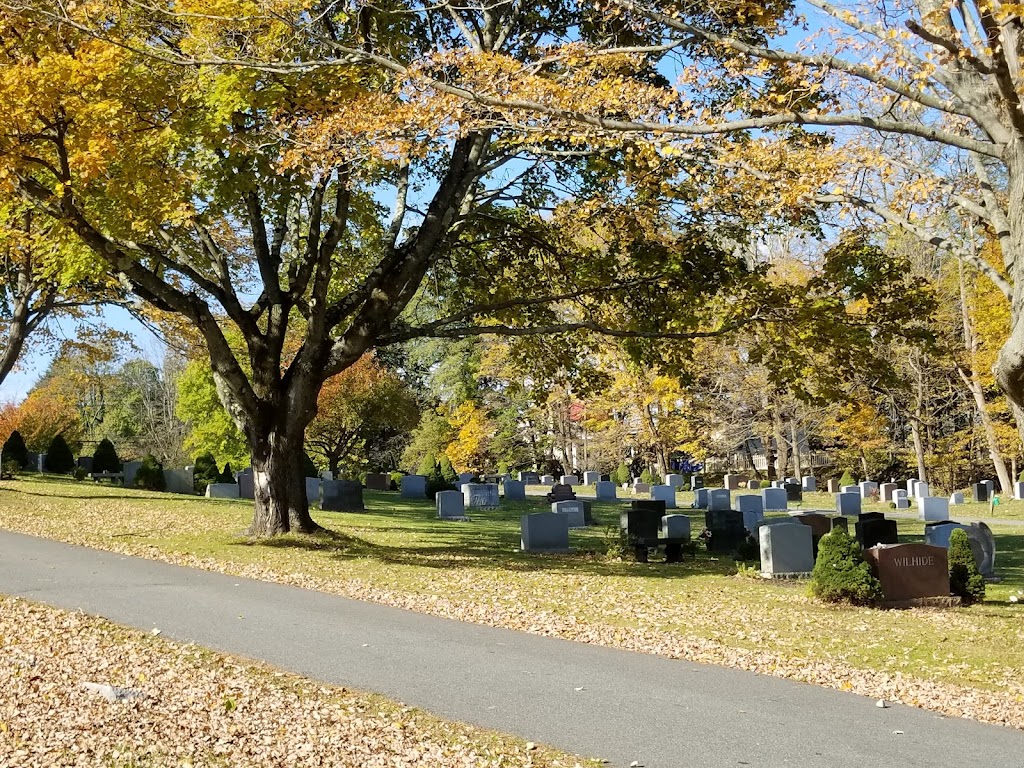 Hilltop Cemetery | 18 Hilltop Rd, Mendham Borough, NJ 07945 | Phone: (973) 543-4386