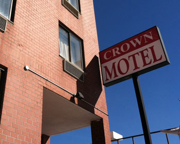 Crown Motor Inn | 74-01 Queens Blvd, Queens, NY 11373 | Phone: (718) 446-1414