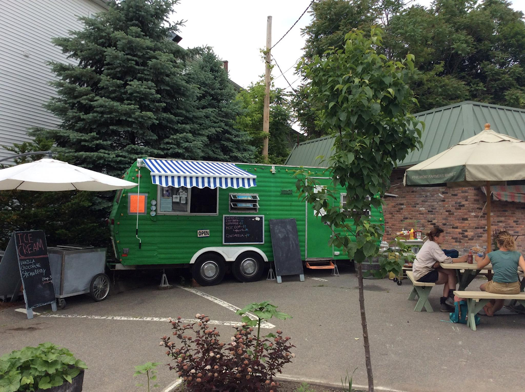 The Curbside Café at Philmont Cooperative | 116 Main St, Philmont, NY 12565 | Phone: (518) 672-7673